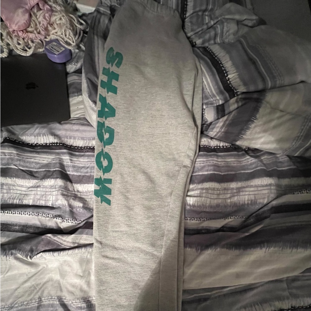 Shadowhill grey sweatpants size small.